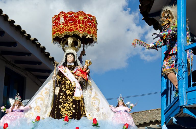 La Fiesta de la Virgen del Carmen en Paucartambo Picchu Travel